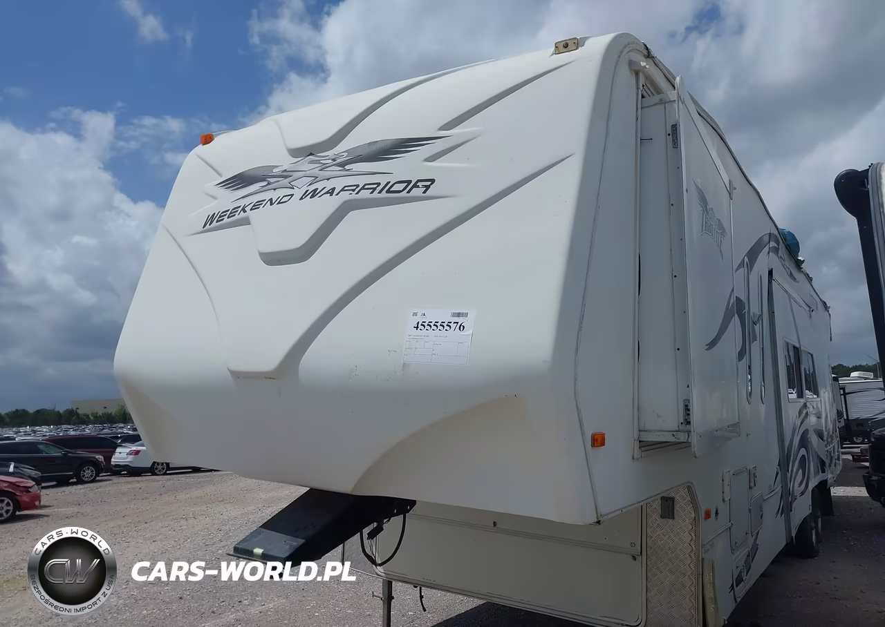 2007 Weekend Warrior Toy Hauler VIN:5HRSS403X7C019511 - 2