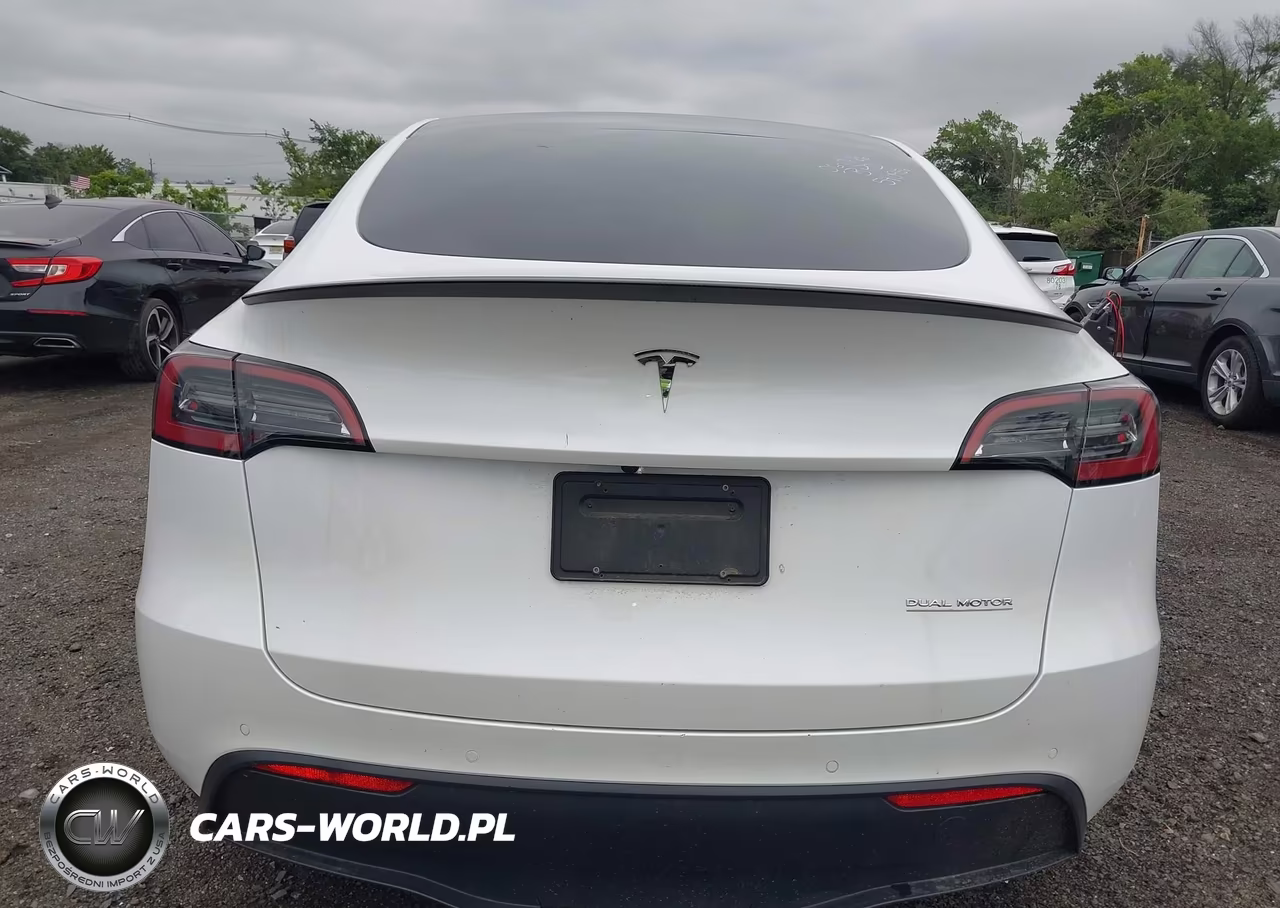 2022 Tesla Model Y Performance Dual Motor All-Wheel Drive VIN:7SAYGDEF1NF540956 - 15