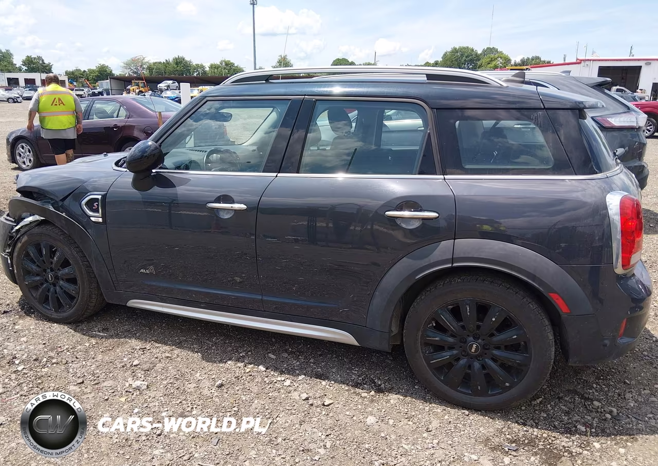 2019 Mini Countryman Cooper S VIN:WMZYT5C52K3G91678 - 14