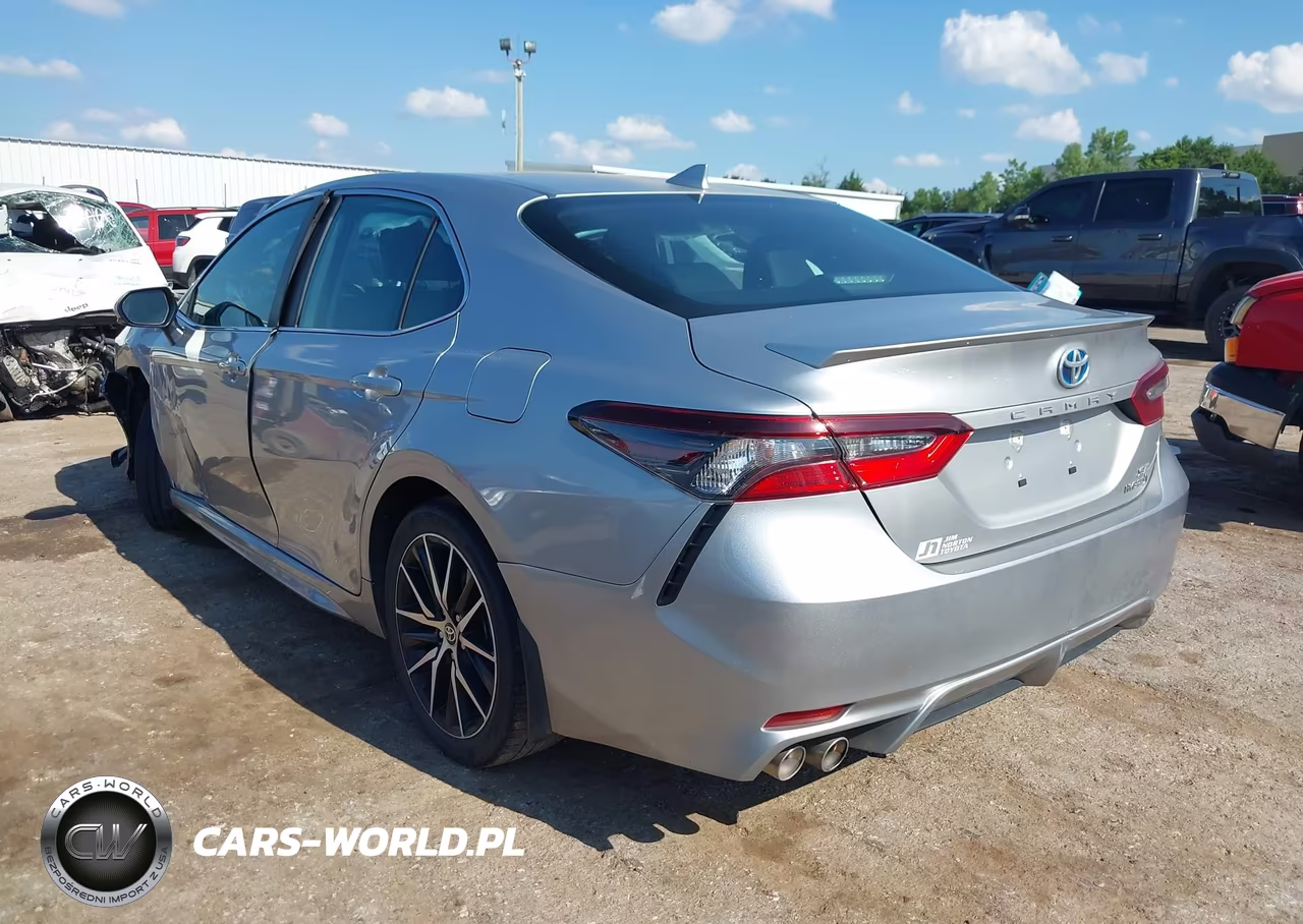2024 Toyota Camry Hybrid Se VIN:4T1S31AK4RU066008 - 3