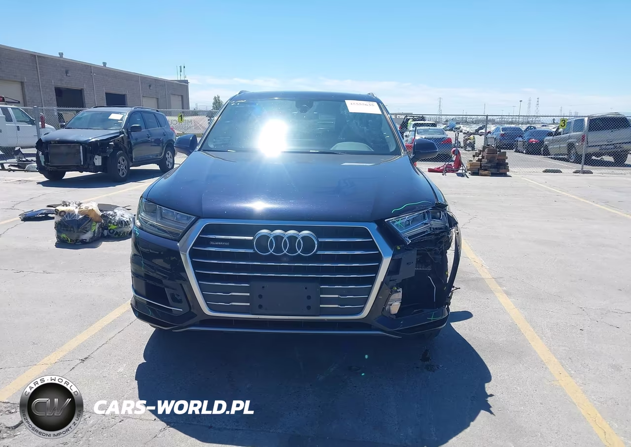 2017 Audi Q7 3.0T Premium VIN:WA1LAAF79HD019651 - 13