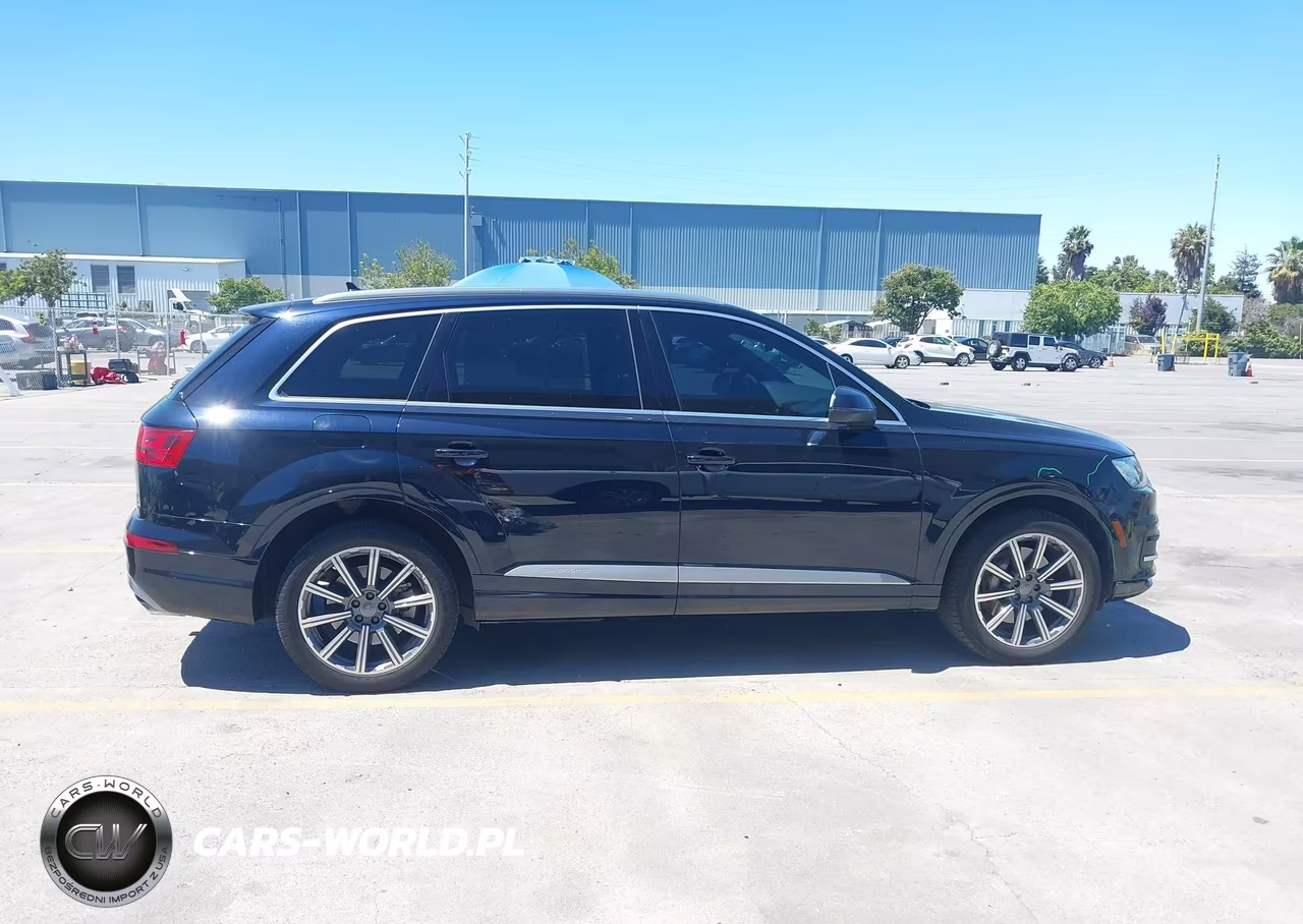 2017 Audi Q7 3.0T Premium VIN:WA1LAAF79HD019651 - 14