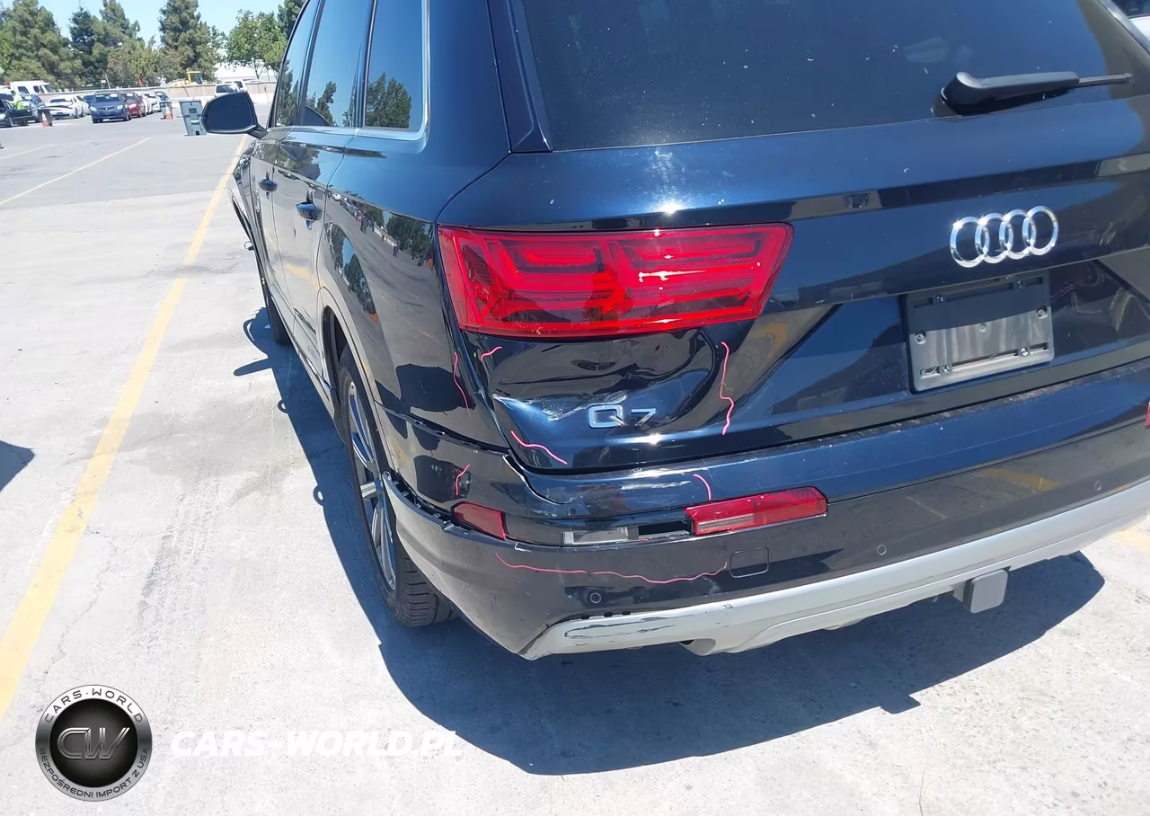 2017 Audi Q7 3.0T Premium VIN:WA1LAAF79HD019651 - 18