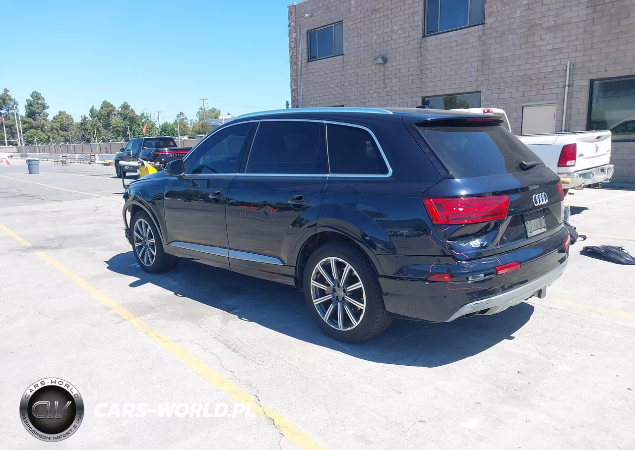 2017 Audi Q7 3.0T Premium VIN:WA1LAAF79HD019651 - 3