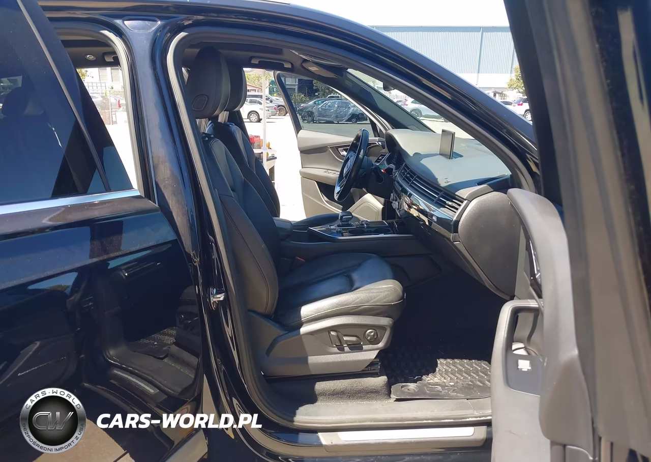 2017 Audi Q7 3.0T Premium VIN:WA1LAAF79HD019651 - 5