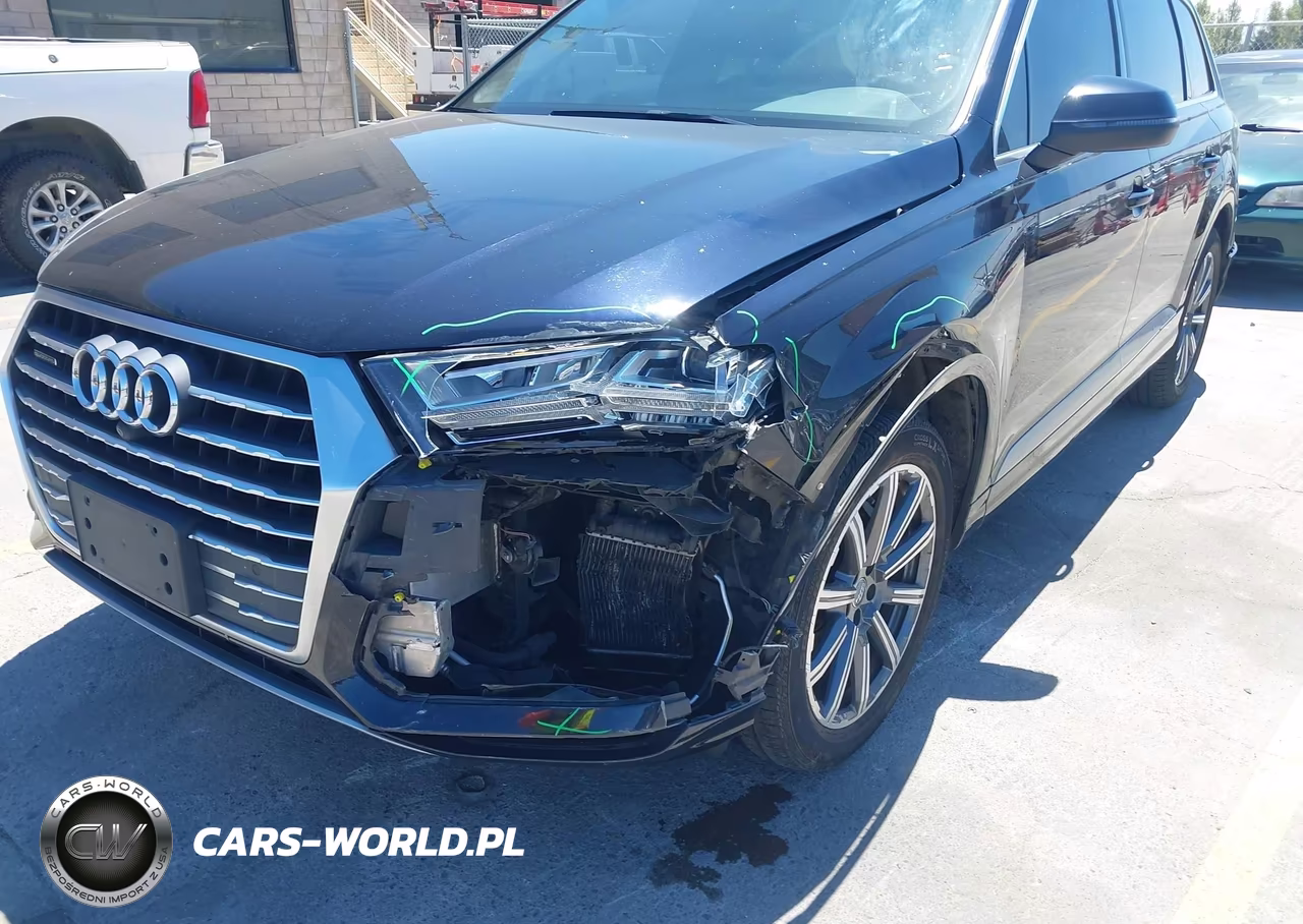 2017 Audi Q7 3.0T Premium VIN:WA1LAAF79HD019651 - 6