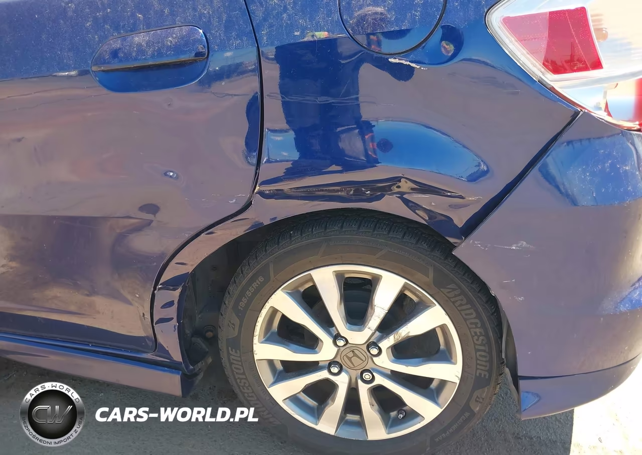 2012 Honda Fit Sport VIN:JHMGE8H58CC015636 - 6
