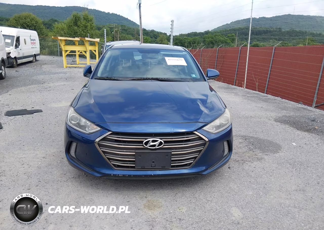 2018 Hyundai Elantra Value Edition VIN:5NPD84LF4JH289177 - 12