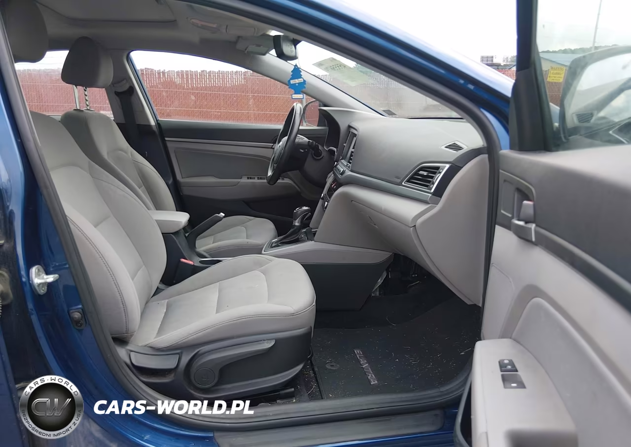 2018 Hyundai Elantra Value Edition VIN:5NPD84LF4JH289177 - 5