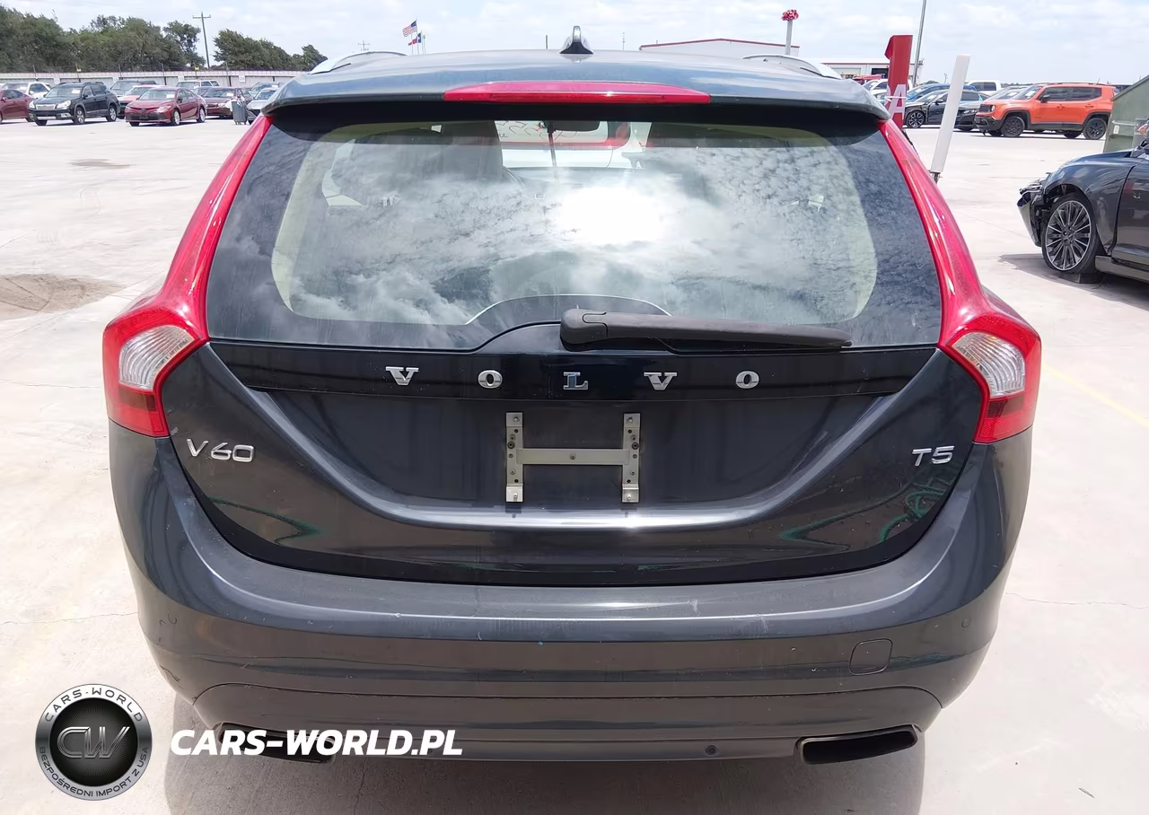 2015 Volvo V60 T5 Premier VIN:YV140MEK1F1251979 - 16