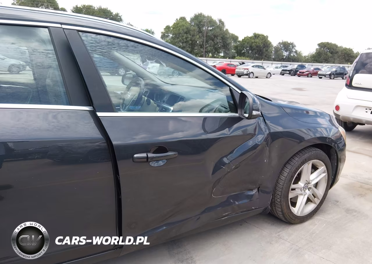 2015 Volvo V60 T5 Premier VIN:YV140MEK1F1251979 - 17