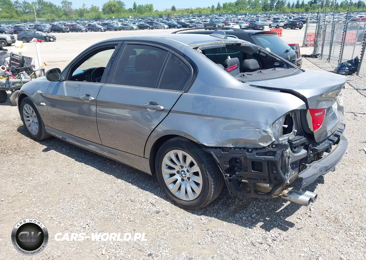 2009 BMW 328I VIN:WBAPH77569NL83313 - 3