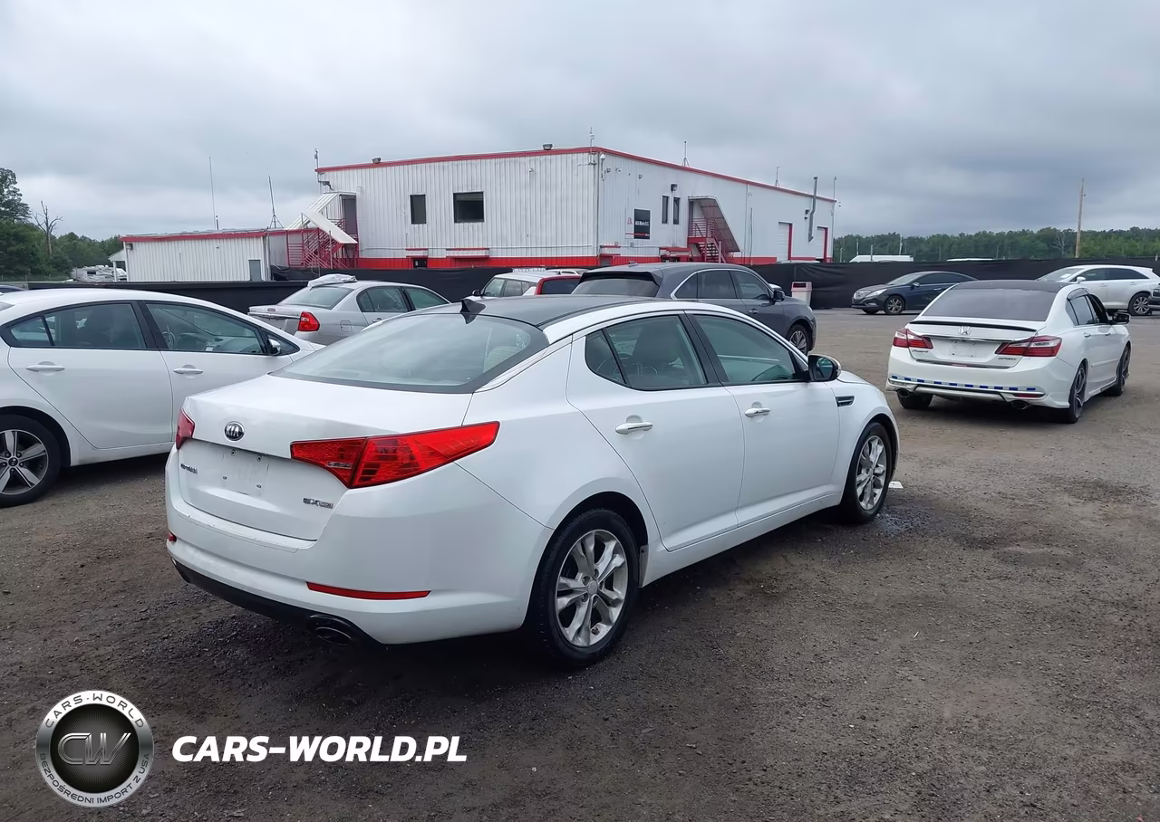 2013 Kia Optima Ex VIN:5XXGN4A70DG130318 - 4