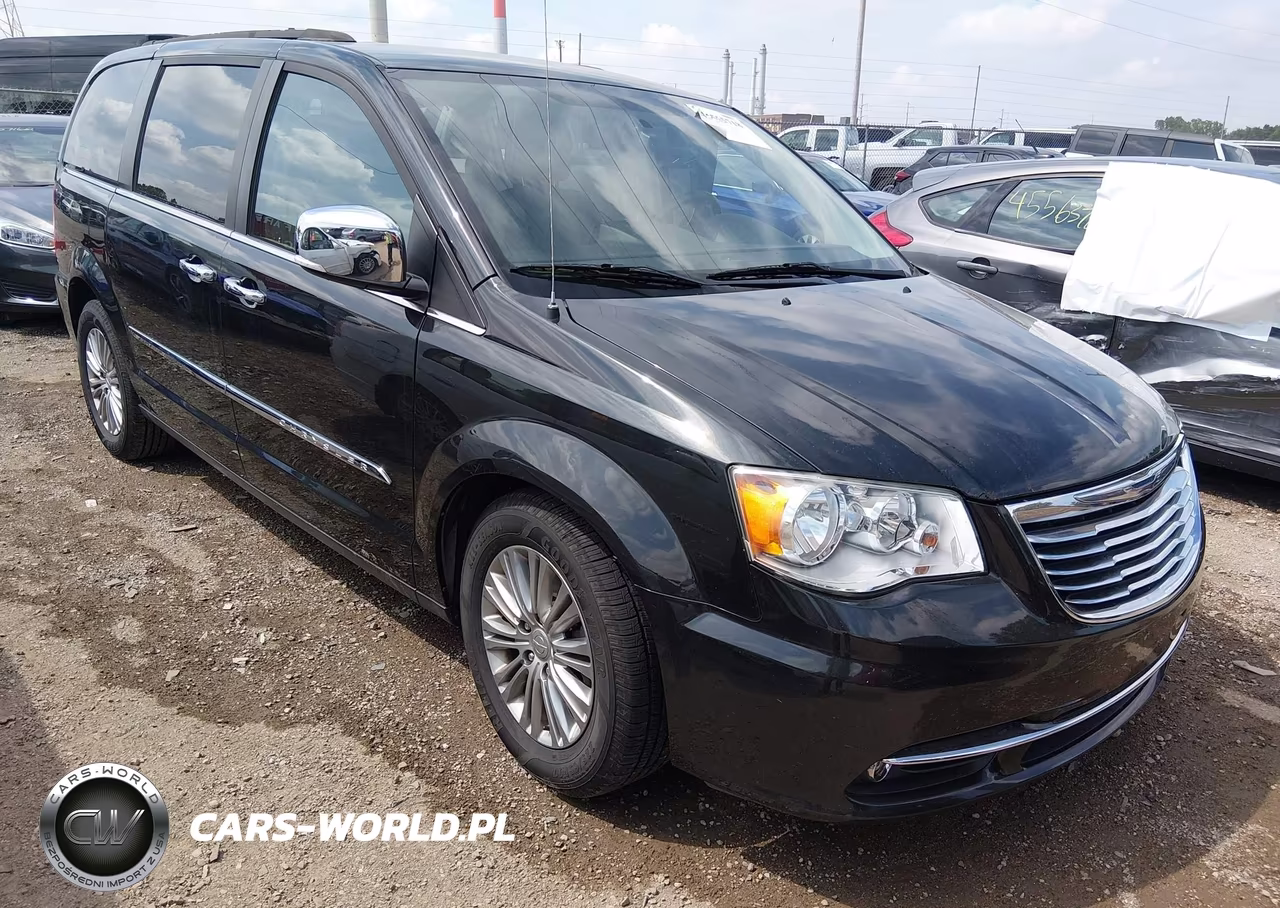 2016 Chrysler Town & Country Touring-L – zdjęcie 1 z 16