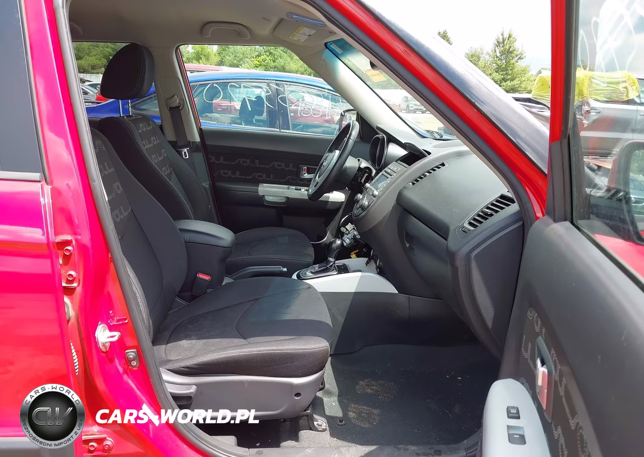 2012 Kia Soul + VIN:KNDJT2A61C7366314 - 5
