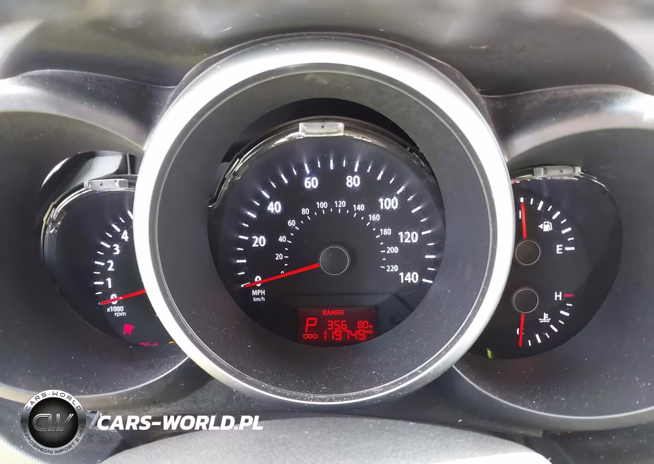 2012 Kia Soul + VIN:KNDJT2A61C7366314 - 7