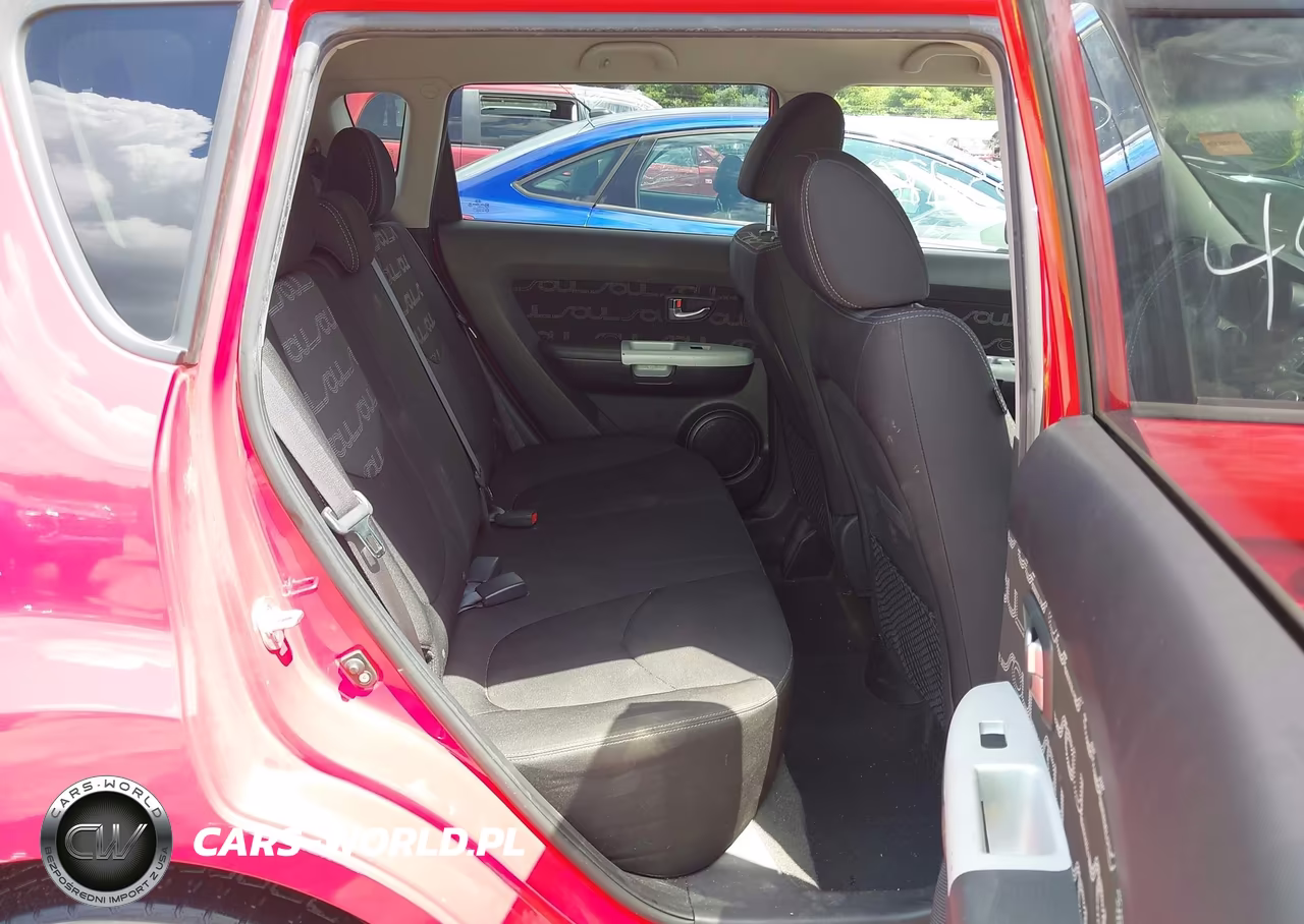 2012 Kia Soul + VIN:KNDJT2A61C7366314 - 8