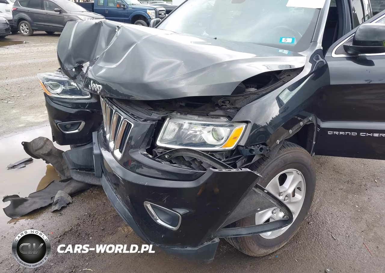 2015 Jeep Grand Cherokee Laredo VIN:1C4RJFAGXFC870655 - 6