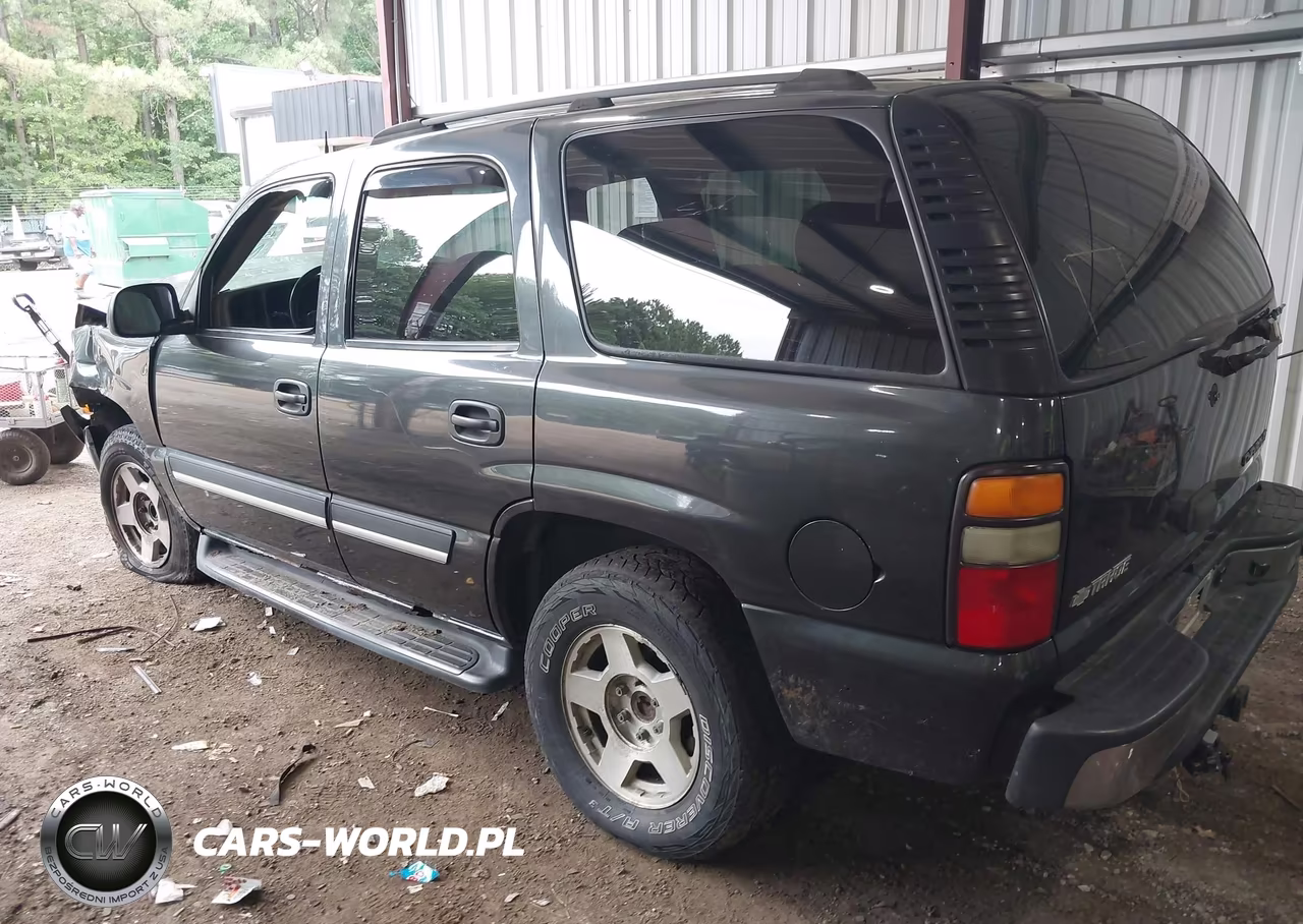 2005 Chevrolet Tahoe Ls VIN:1GNEC13V35J160442 - 3