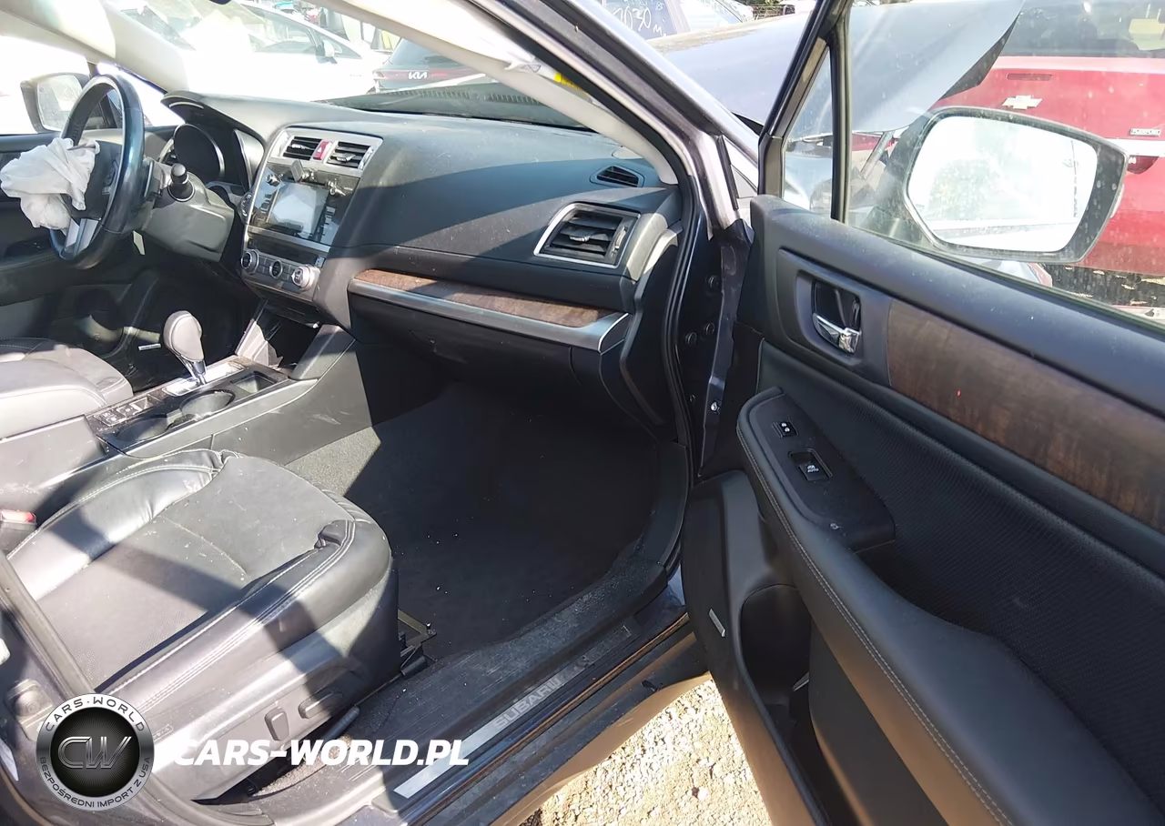 2017 Subaru Outback 3.6R Limited VIN:4S4BSENC8H3384957 - 5