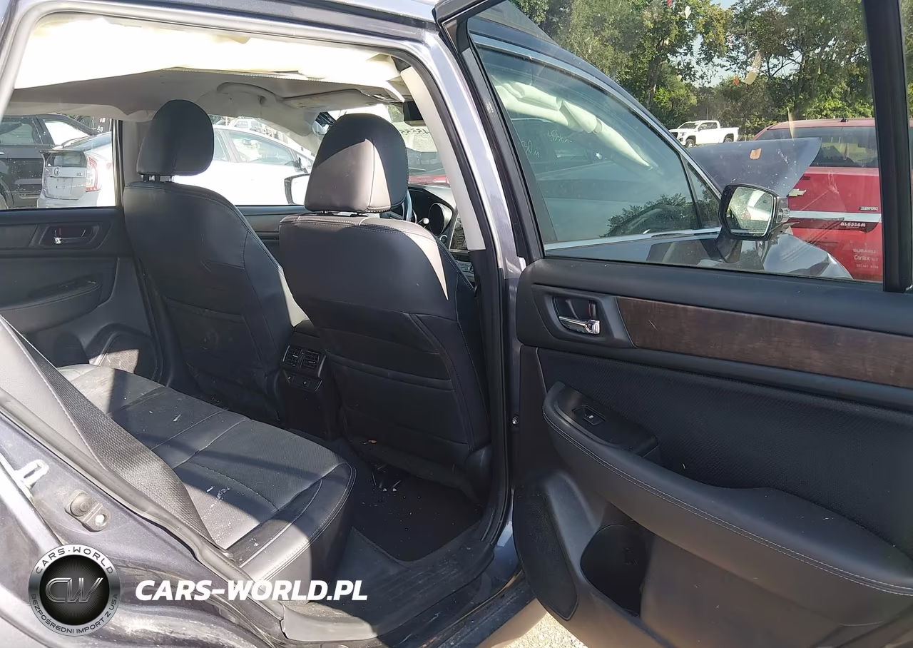 2017 Subaru Outback 3.6R Limited VIN:4S4BSENC8H3384957 - 8