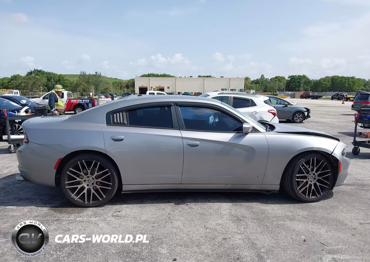 2015 Dodge Charger Se VIN:2C3CDXBG8FH916602 - 13
