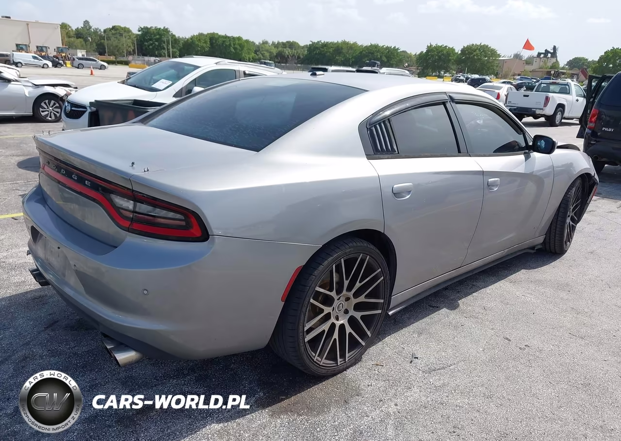 2015 Dodge Charger Se VIN:2C3CDXBG8FH916602 - 4
