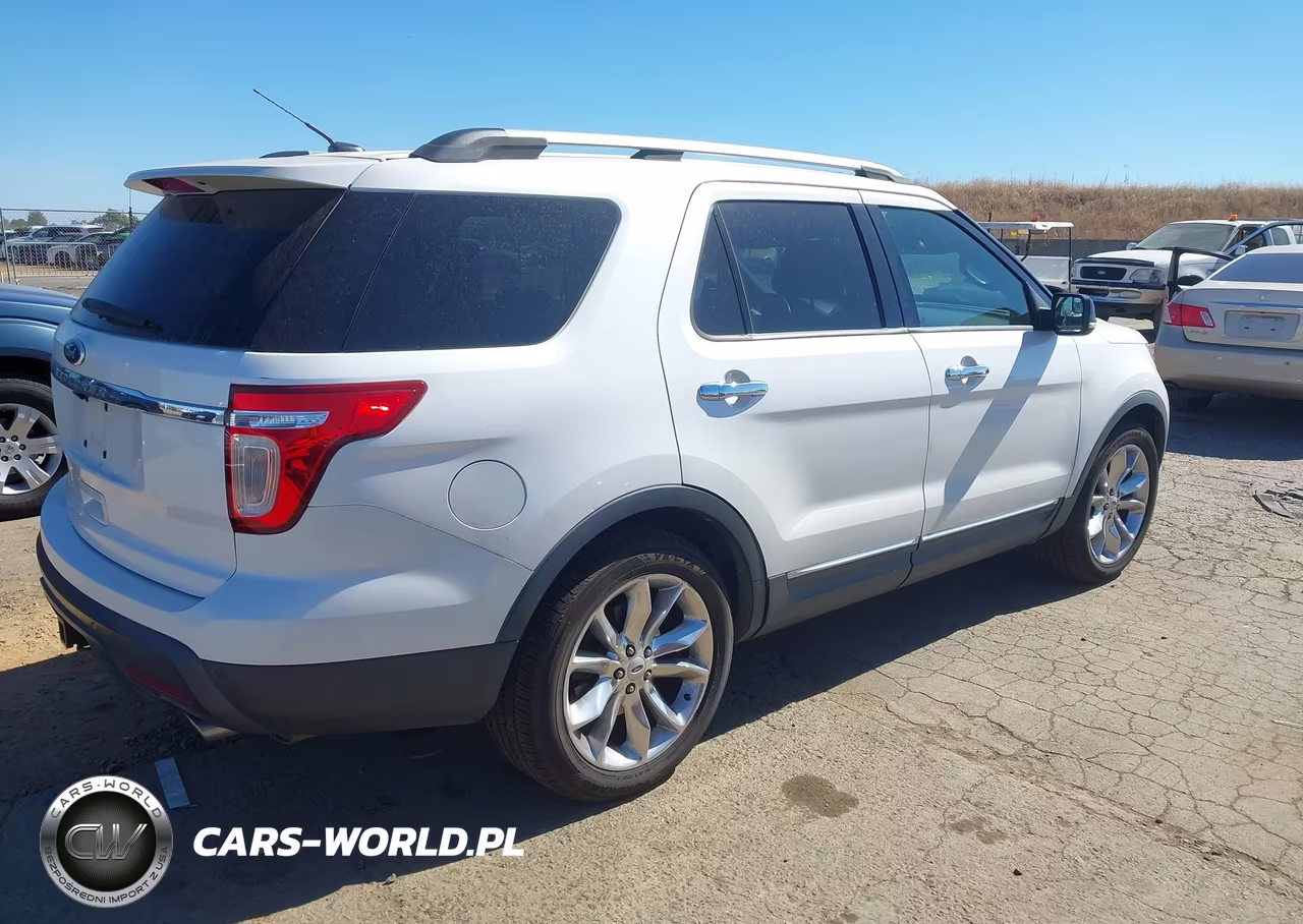 2012 Ford Explorer Xlt VIN:1FMHK7D83CGA32129 - 4