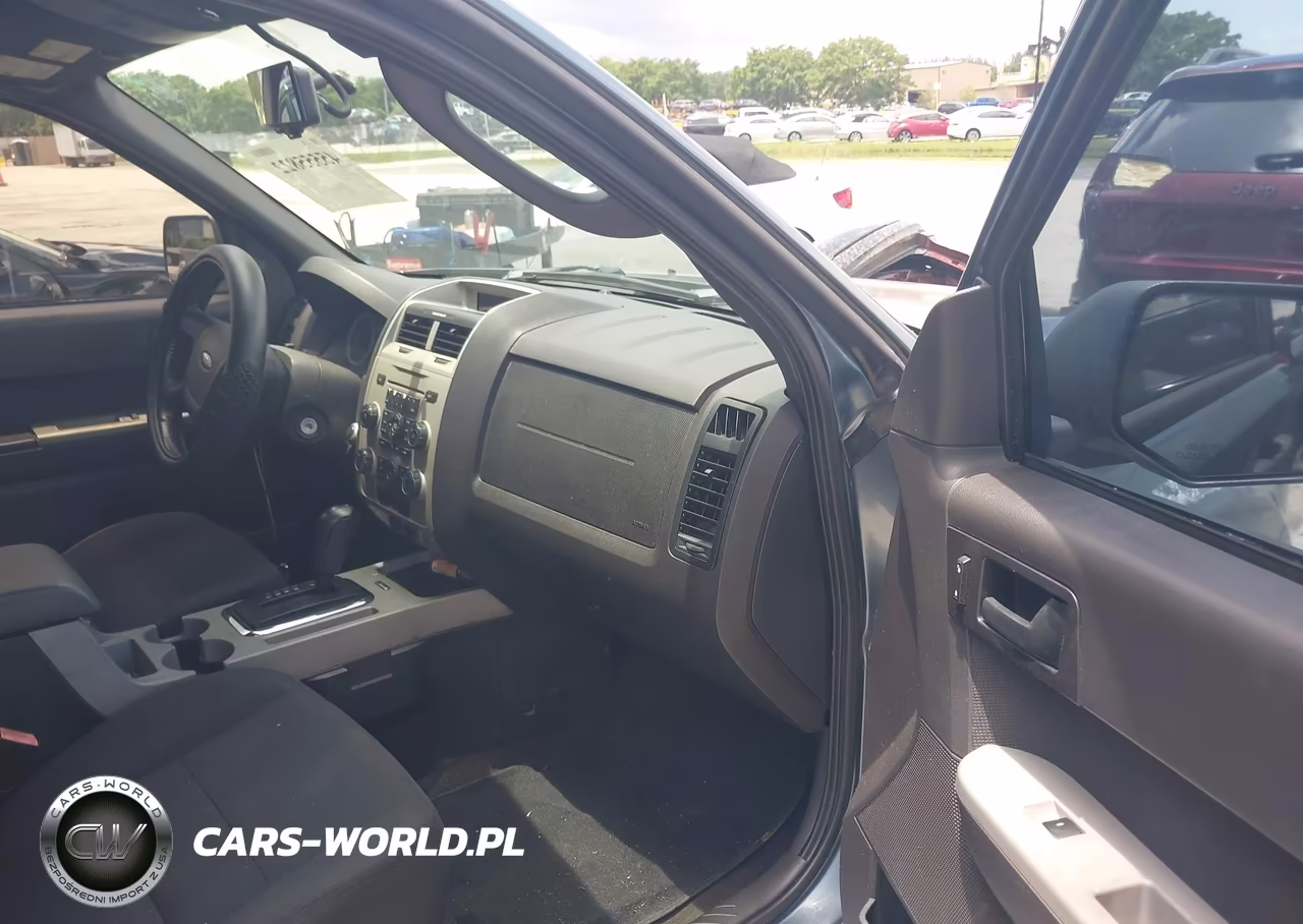2010 Ford Escape Xlt VIN:1FMCU0D79AKB28862 - 5