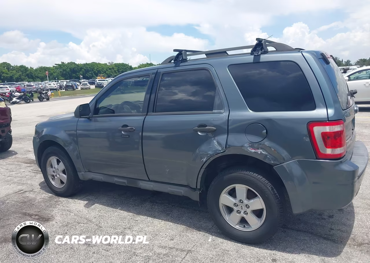 2010 Ford Escape Xlt VIN:1FMCU0D79AKB28862 - 6