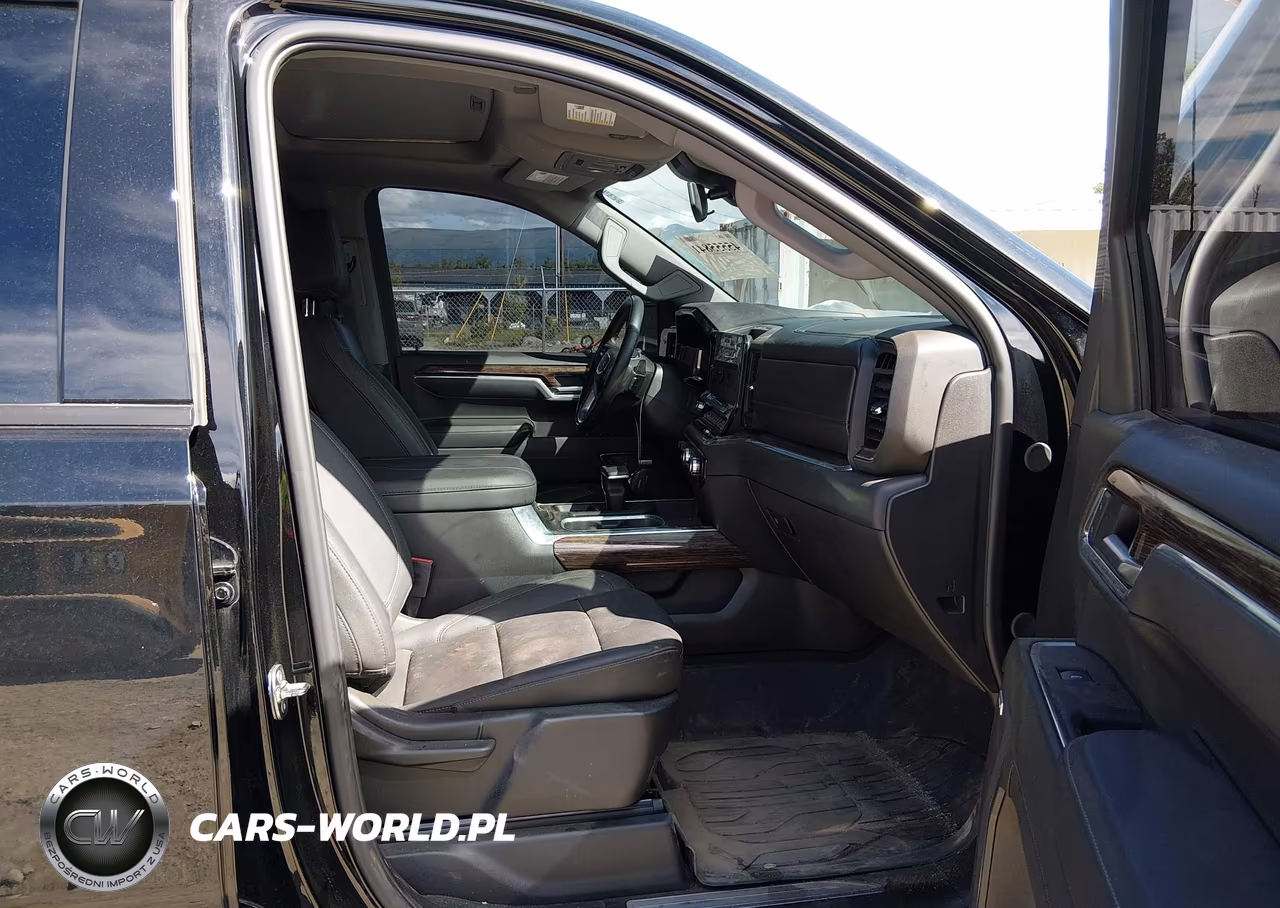 2025 GMC Sierra 1500 4Wd Short Box Elevation With 3Sb VIN:3GTUUCED3SG119033 - 5