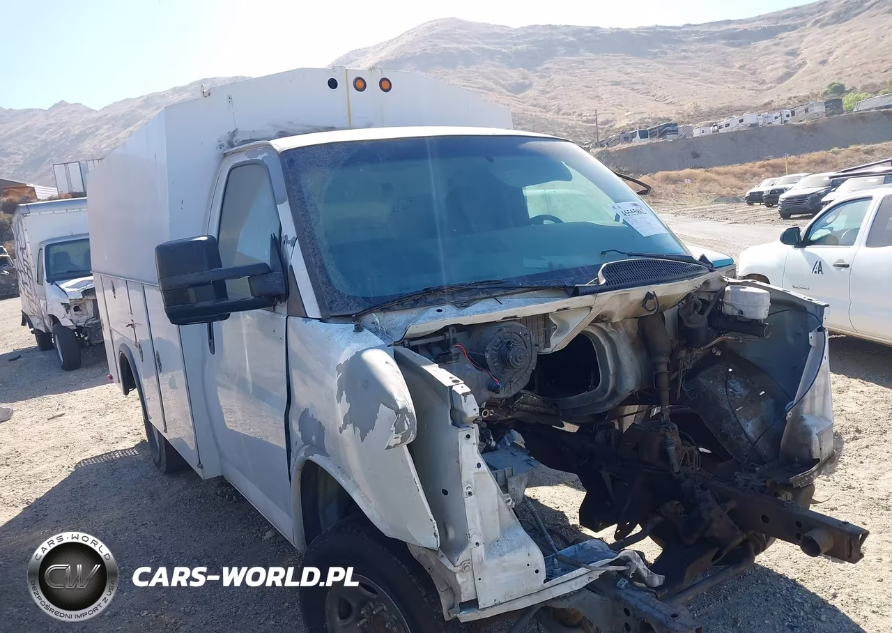 2006 Chevrolet Express Cutaway Work Van