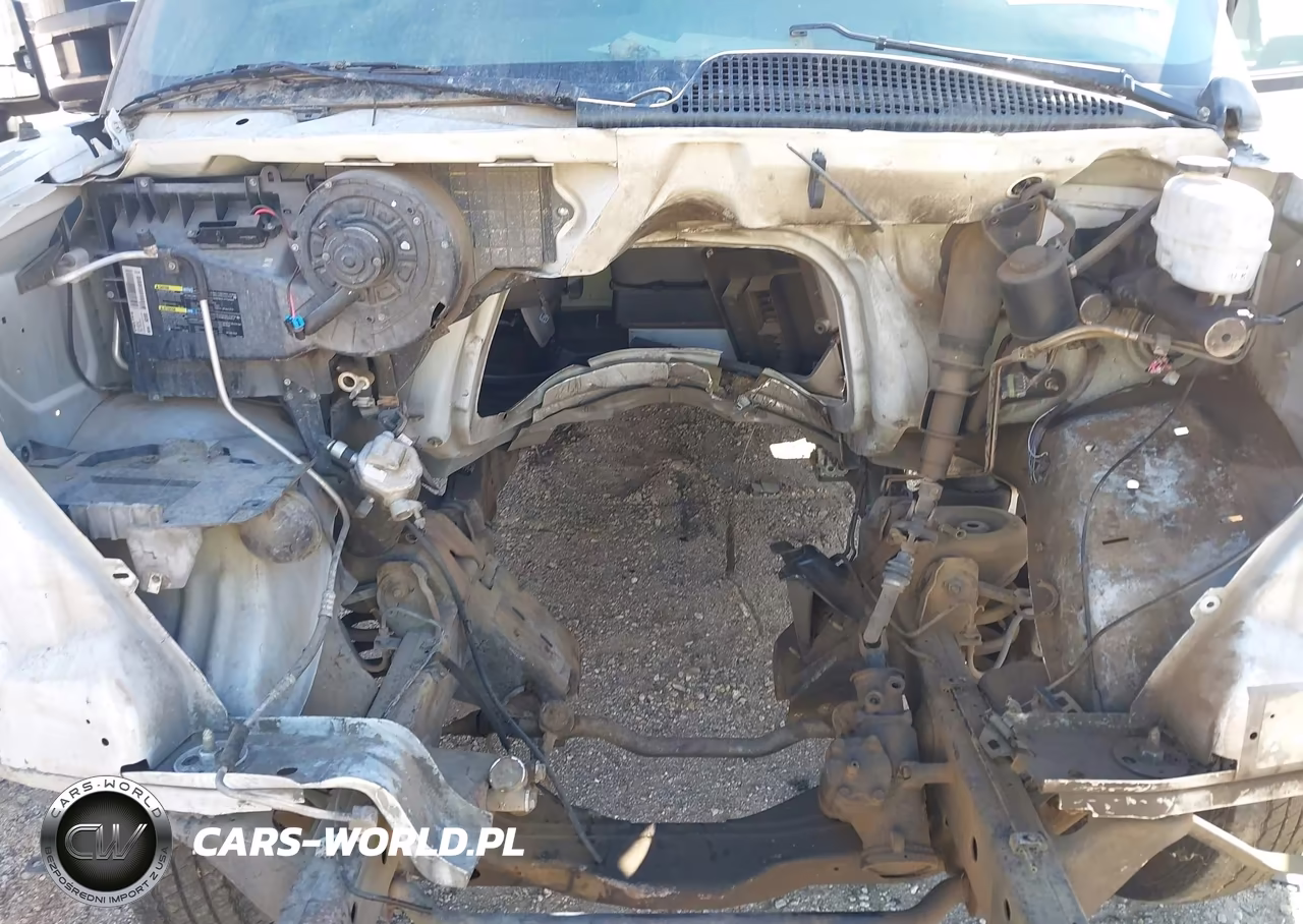 2006 Chevrolet Express Cutaway Work Van VIN:1GBHG31UX61254582 - 10
