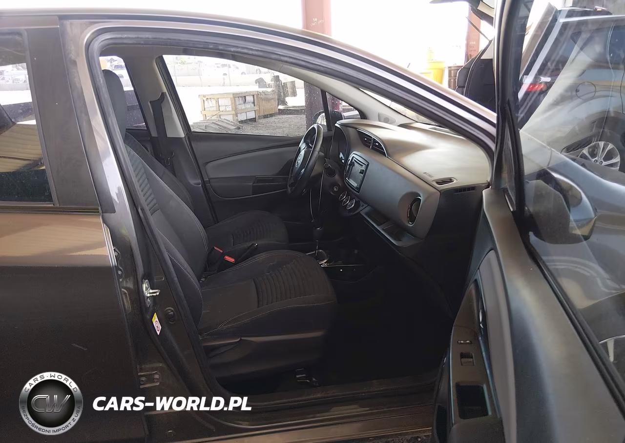 2015 Toyota Yaris Se VIN:VNKKTUD30FA039497 - 5