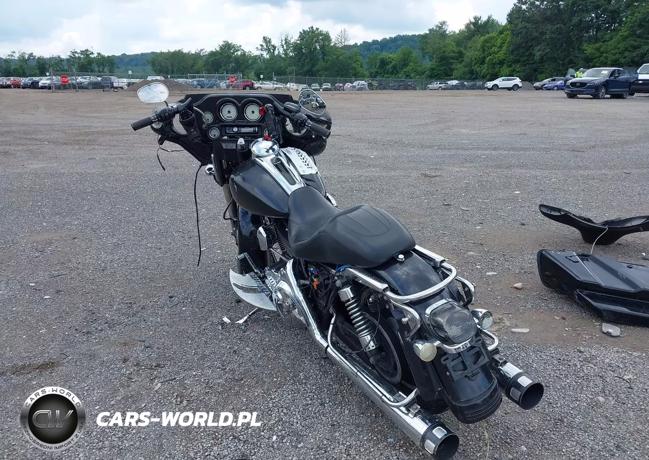 2008 Harley-Davidson Flhx VIN:1HD1KB4128Y628053 - 3