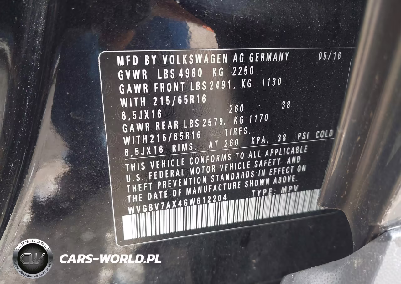 2016 Volkswagen Tiguan S VIN:WVGBV7AX4GW612204 - 9