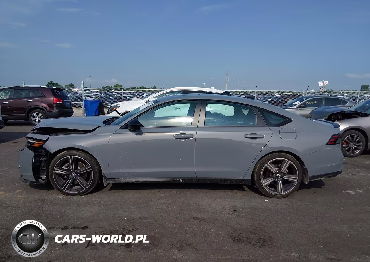 2026 Honda Accord Hybrid Sport VIN:1HGCY2F52TA008752 - 14