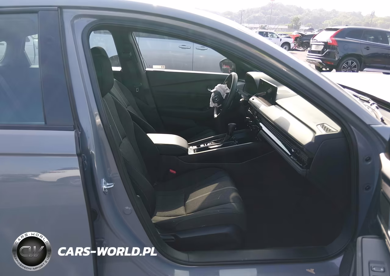 2026 Honda Accord Hybrid Sport VIN:1HGCY2F52TA008752 - 5