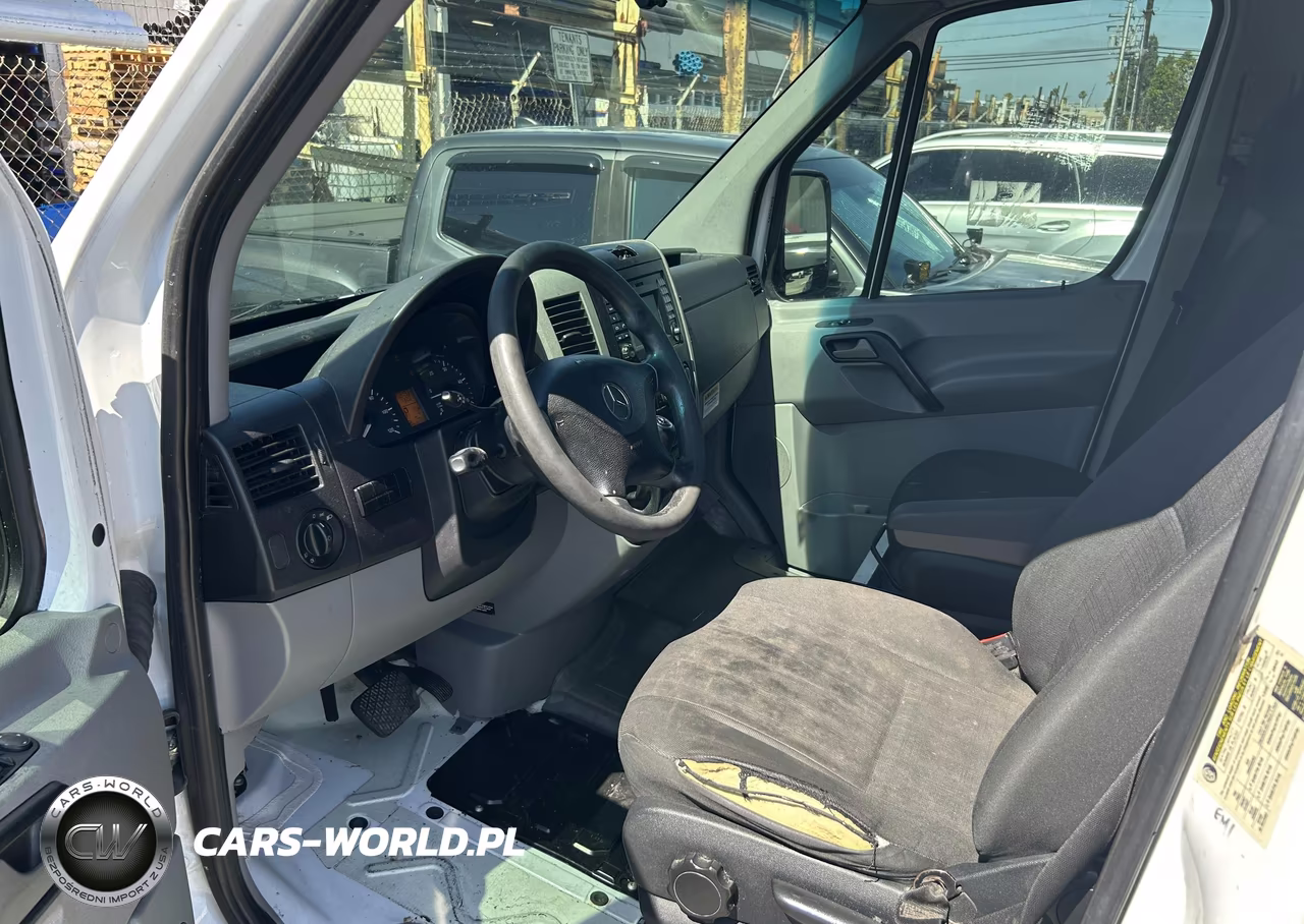 2015 Mercedes-Benz Sprinter 2500 High Roof VIN:WD3PE8CC9F5990303 - 5