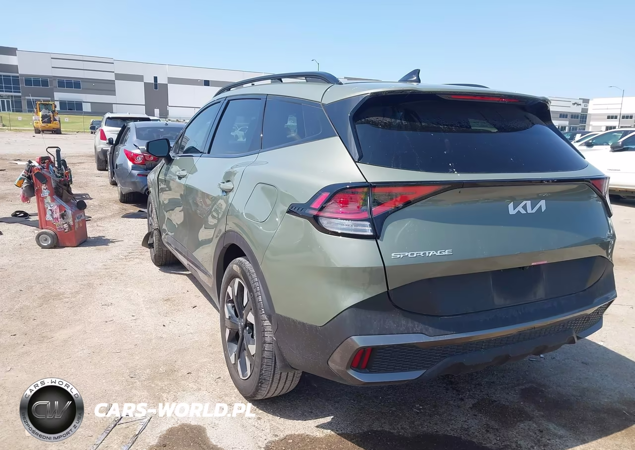 2024 Kia Sportage Plug-In Hybrid X-Line VIN:KNDPYDDH5R7145229 - 3