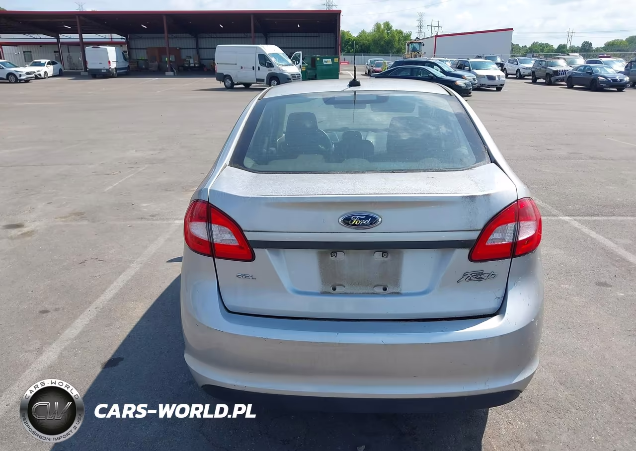 2011 Ford Fiesta Sel VIN:3FADP4CJ0BM216154 - 13