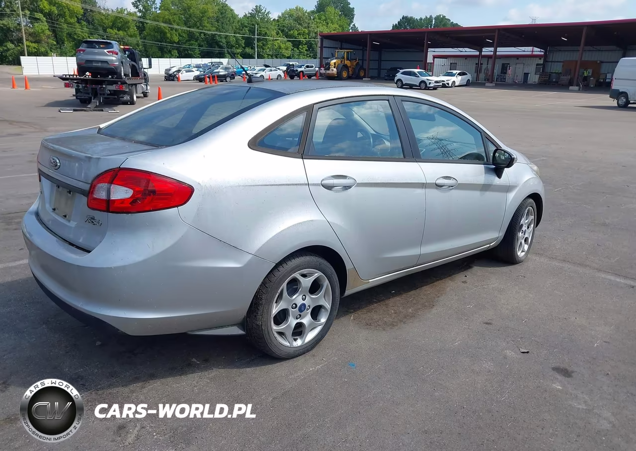 2011 Ford Fiesta Sel VIN:3FADP4CJ0BM216154 - 4