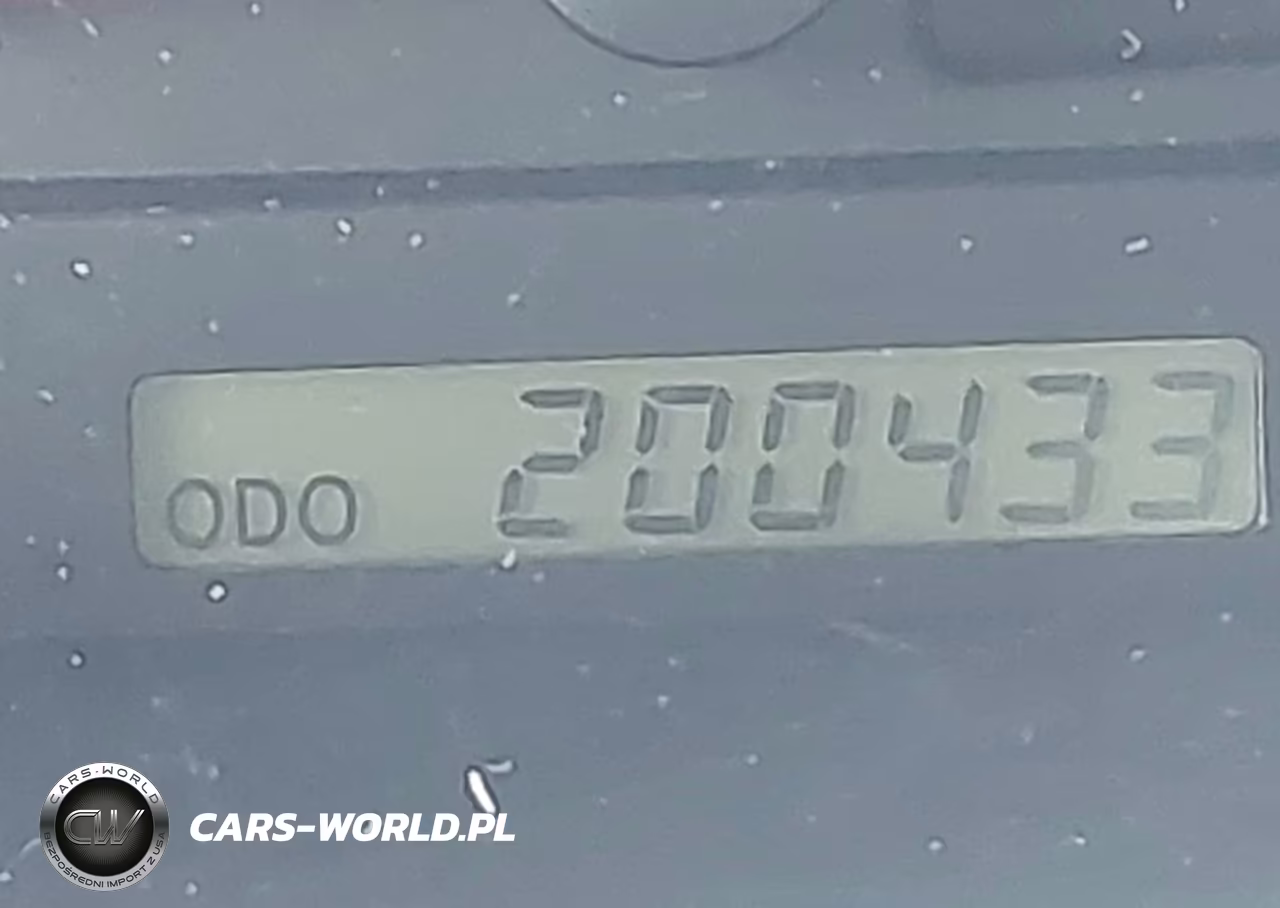 2002 Toyota Camry Le VIN:JTDBE32K120038141 - 16
