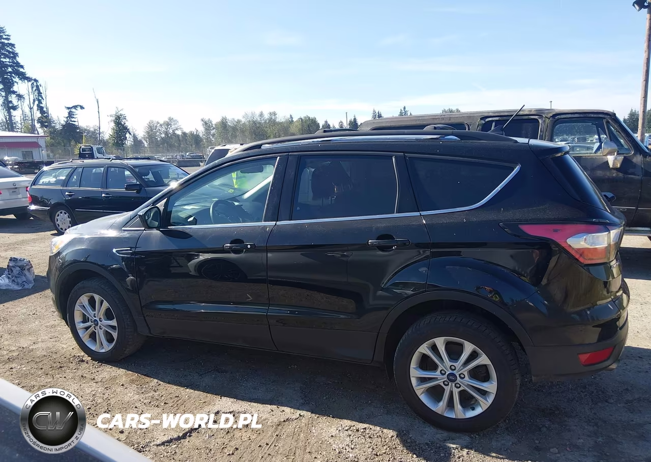 2018 Ford Escape Se VIN:1FMCU9GD8JUA86811 - 15