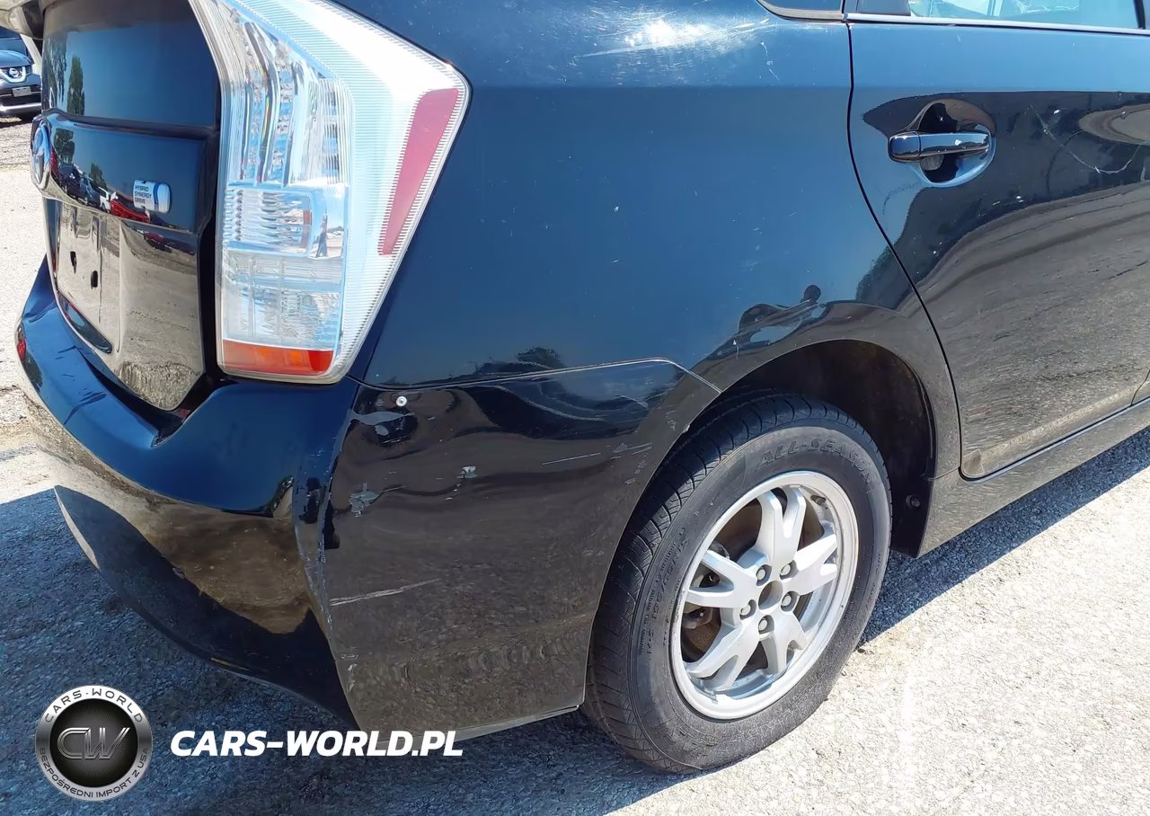 2011 Toyota Prius Two VIN:JTDKN3DU0B0281437 - 18