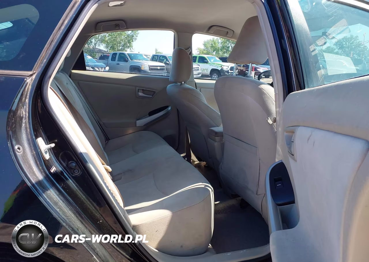 2011 Toyota Prius Two VIN:JTDKN3DU0B0281437 - 8