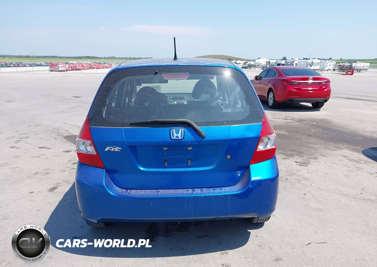 2008 Honda Fit VIN:JHMGD38448S017636 - 17