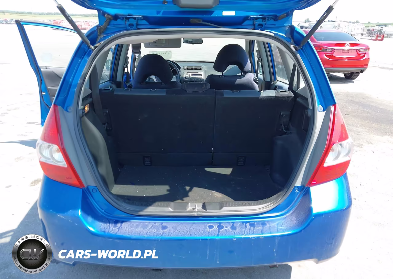 2008 Honda Fit VIN:JHMGD38448S017636 - 18