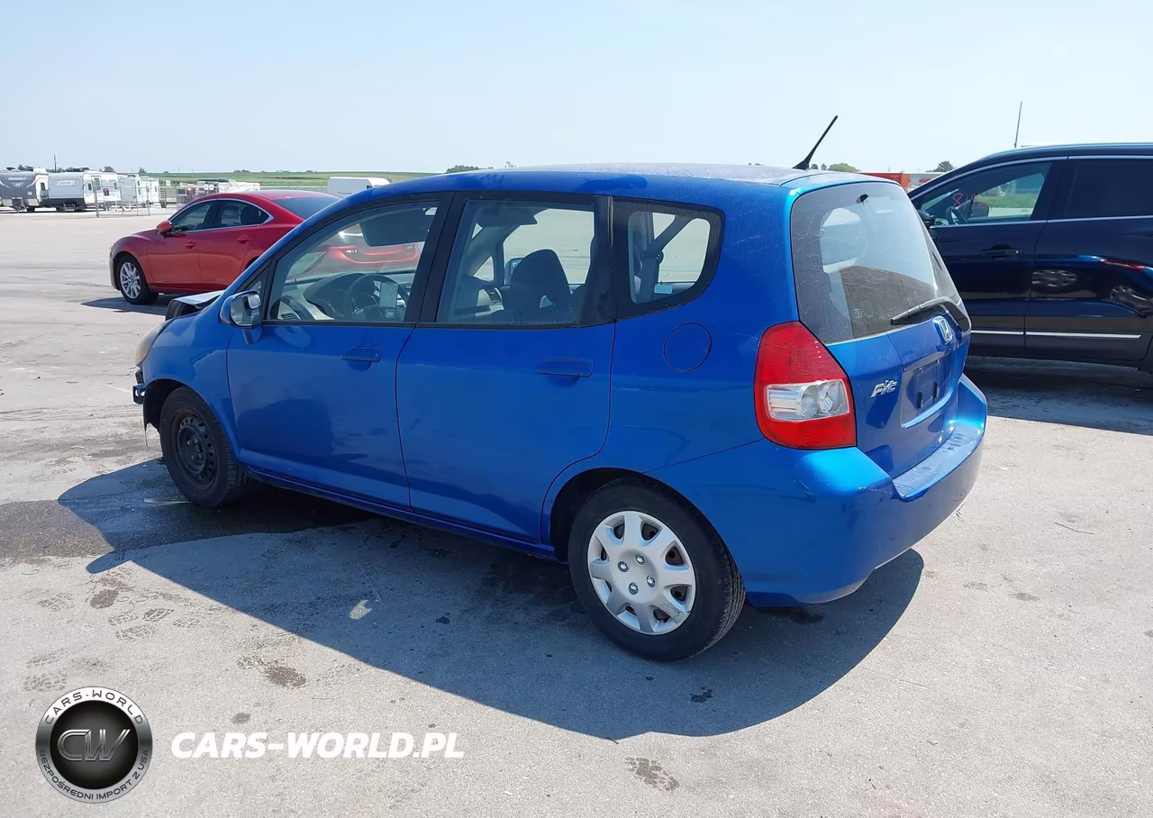 2008 Honda Fit VIN:JHMGD38448S017636 - 3
