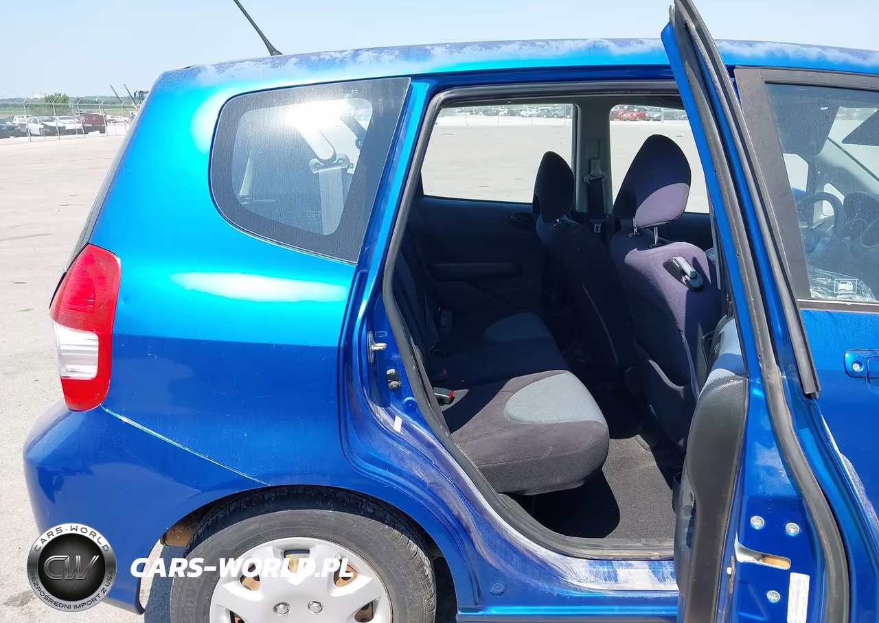 2008 Honda Fit VIN:JHMGD38448S017636 - 8